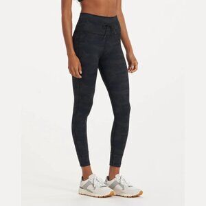 Vuori Daily Legging Black Camo 7/8 Length BreatheInterlock™